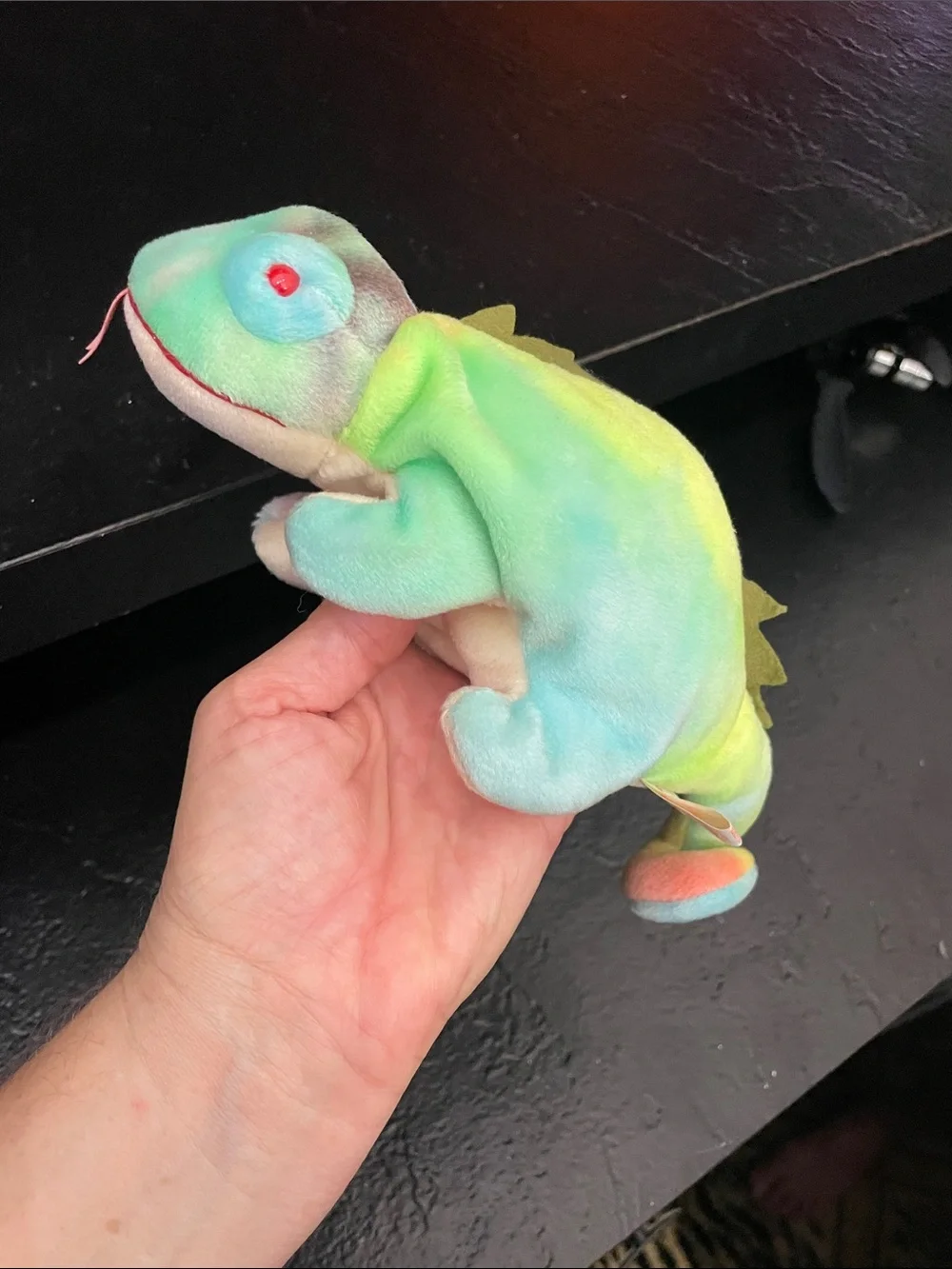 1997 Iggy Ty Beanie Baby Rainbow Chameleon Plush - Green Multicolor